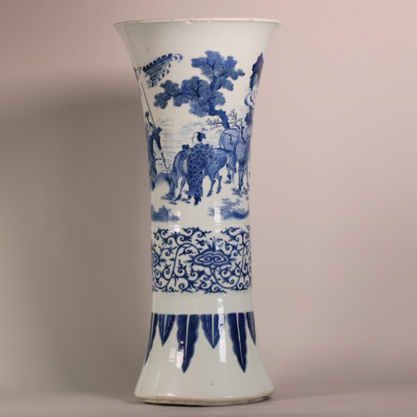 Chinese Transitional Gu-form beaker vase, Chongzhen(1627-1644) - image 1