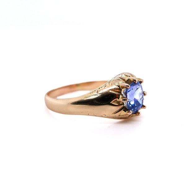 Sapphire solitaire gold ring - image 2