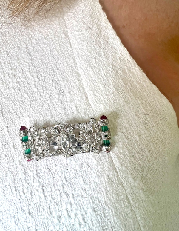 Art Deco Style Diamond, Green Agate, Ruby And Platinum Brooch, 1.95 Carats - image 5