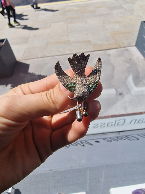 Victorian Diamond bird brooch - image 7