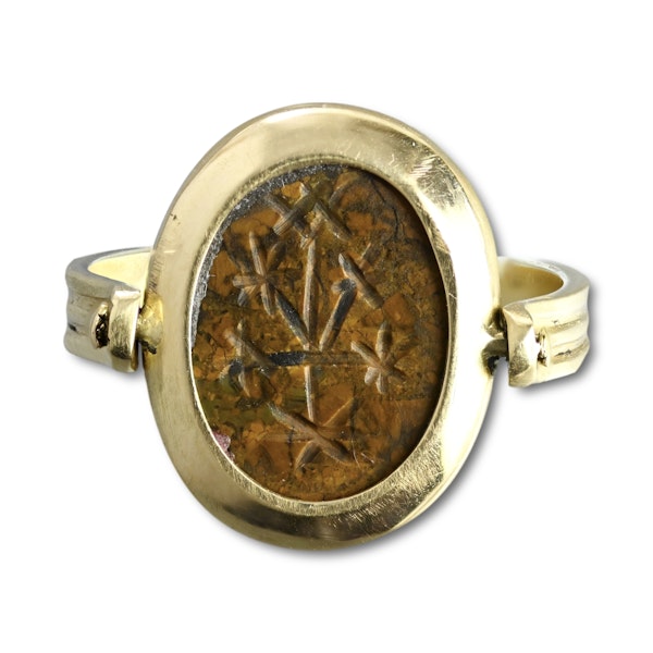 Magical gold ring with an Ancient double-sided jasper Abraxas stone intaglio. - image 2