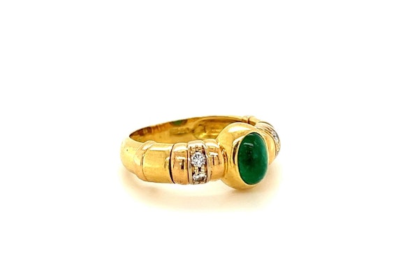 Cabochon Cut Emerald&Diamonds Ring - image 3