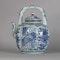 Chinese blue and white kraak wine pot and cover, Wanli (1573-1619) - image 3