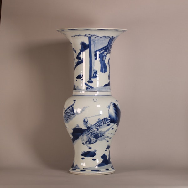 Chinese ‘Romance of the Three Kingdoms’ yenyen vase, Kangxi (1662-1722) - image 5