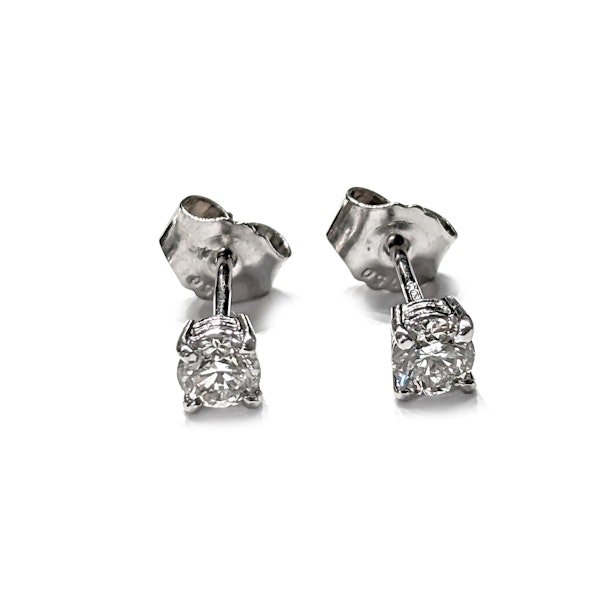 Modern Diamond And White Gold Stud Earrings, 0.52 Carats - image 7