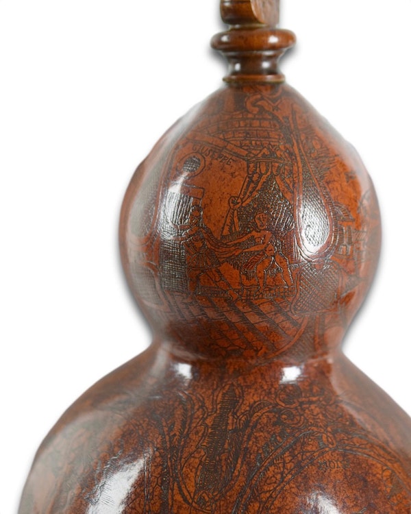 Richly patinated & engraved gourd pilgrims flask. South American, 18th century. - image 10