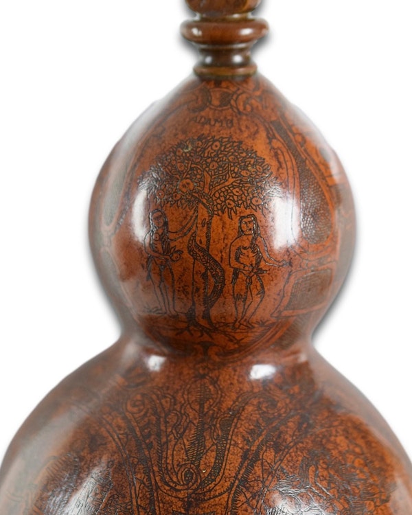 Richly patinated & engraved gourd pilgrims flask. South American, 18th century. - image 9