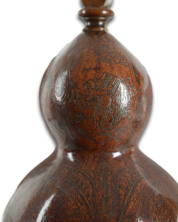 Richly patinated & engraved gourd pilgrims flask. South American, 18th century. - image 12