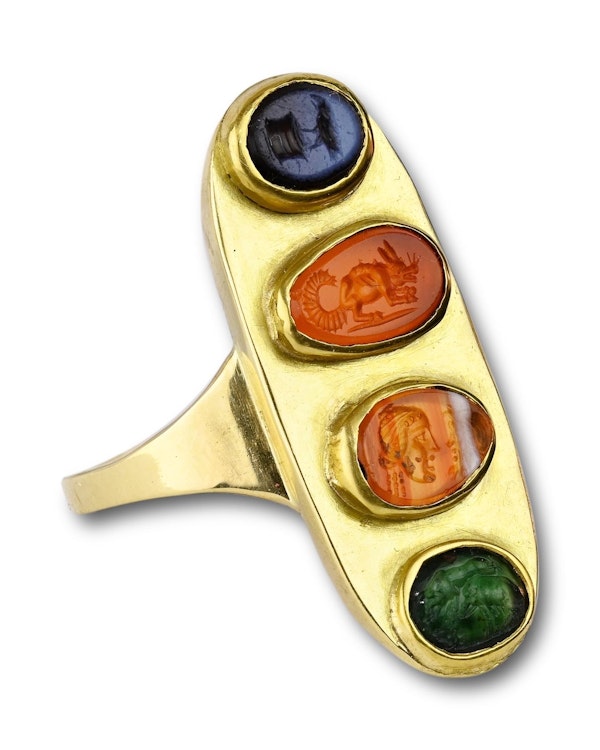 Gold ring set with four Ancient and Renaissance hardstone intaglios. - image 17