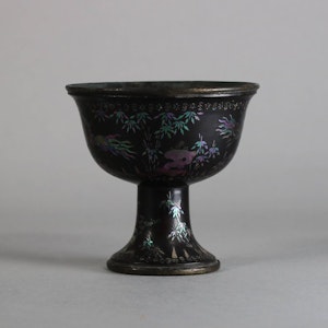 Chinese Lac Burgaute wine cup, Kangxi (1662-1722)