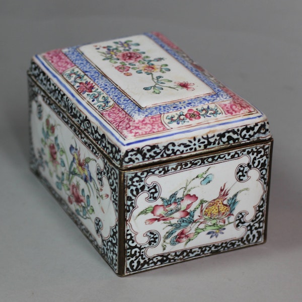 Chinese canton enamel rectangular box and cover, Qianlong (1736-95) - image 5