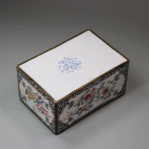 Chinese canton enamel rectangular box and cover, Qianlong (1736-95) - image 3