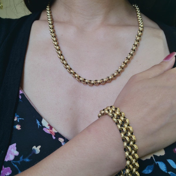 Antique Georgian Long Gold Chain, Necklace and Bracelets, Circa 1820 - image 4
