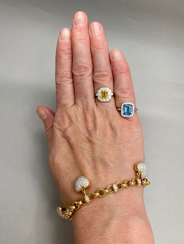 Diamond Heart Bracelet in 18ct Gold date circa 1960, SHAPIRO & Co since1979 - image 2