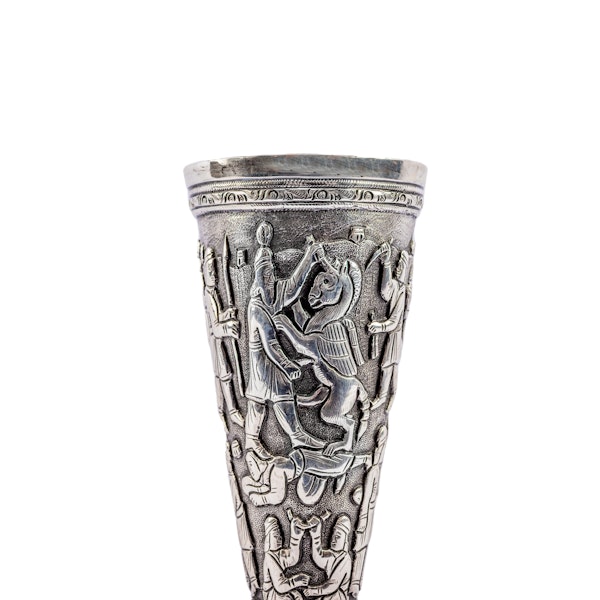 A Pair of Persian Silver Figural Vases, Shiraz, Iran c. 1930 - image 7