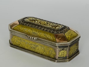 Antique tobacco Box, Kinta, lower Perak – 19th century