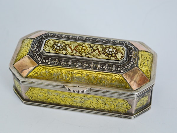 Antique tobacco Box, Kinta, lower Perak – 19th century - image 7