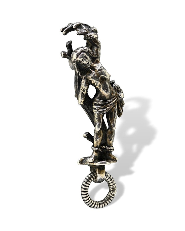 Silver gilt pendant with a figure of Saint Sebastian. German, 15th century. - image 2