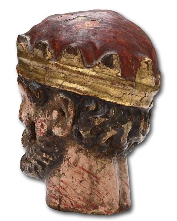 Polychromed wooden head of a decapitated king. French, 17th century. - image 5