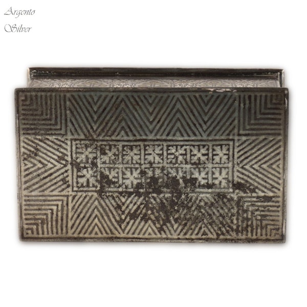 ANTIQUE INDIAN KOFTGARI BOX,  INDIA – 19TH CENTURY - image 4