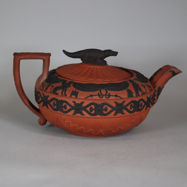 A large Wedgwood 'Rosso Antico' teapot and cover, circa 1820 - image 1