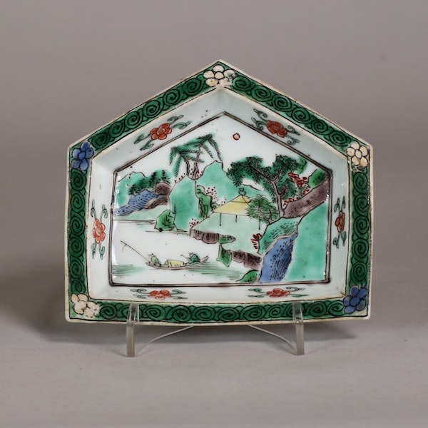 Chinese famille verte biscuit hors d'oeuvre dish, Kangxi (1662-1722) - image 1