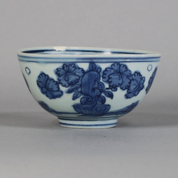 Chinese blue and white bowl, Wanli (1573-1619) - image 3