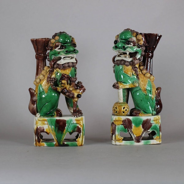 Pair of Chinese famille verte joss stick holders, Kangxi (1662-1722) - image 1