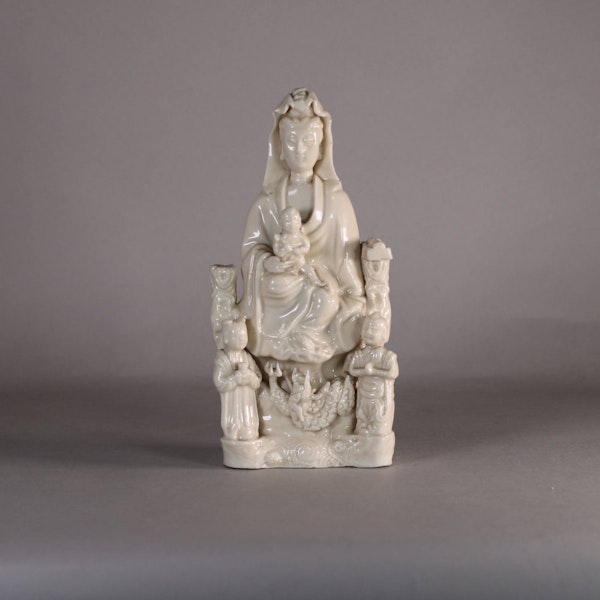 Chinese blanc-de-chine figure of Guanyin, 18th century, - image 1