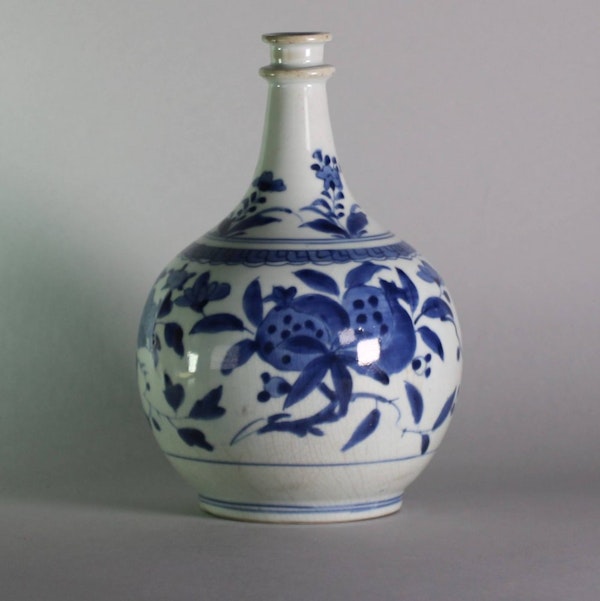 Japanese Arita blue and white apothecary vase, Genroku period, late 17th century - image 1