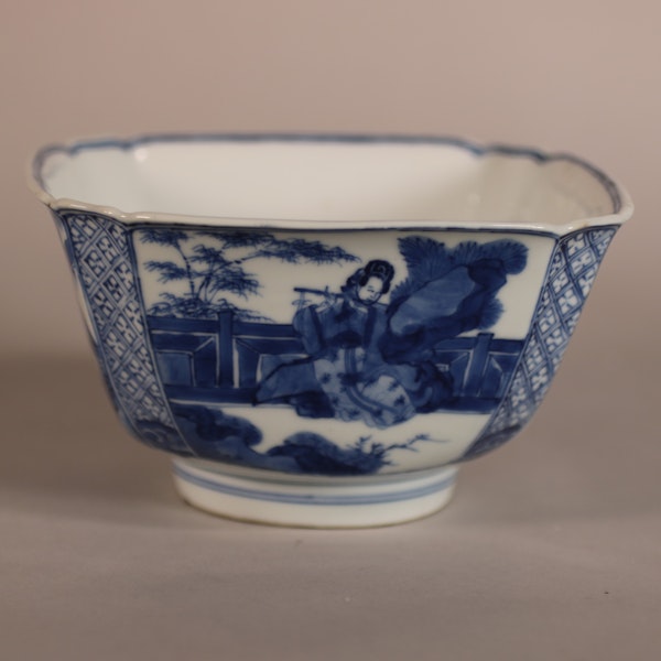 Chinese blue and white four-sided bowl, Kangxi (1662-1722) - image 3