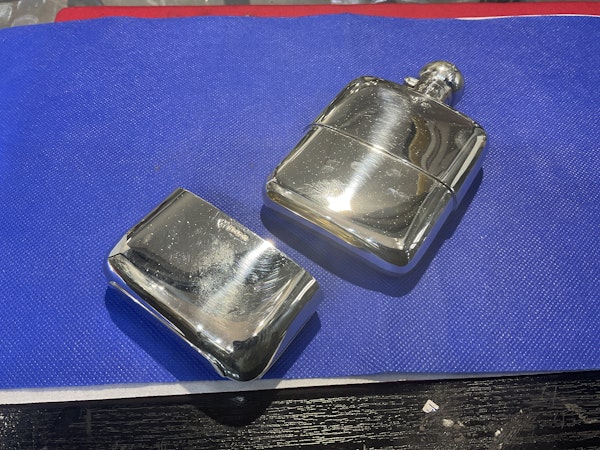 A quality silver hip flask - image 3