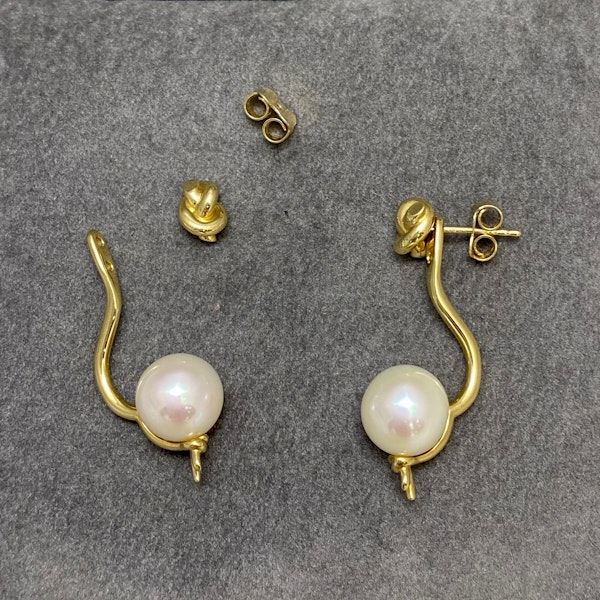 Pearl Earrings in 18ct Gold dated London 1987, SHAPIRO & Co since1979 - image 8