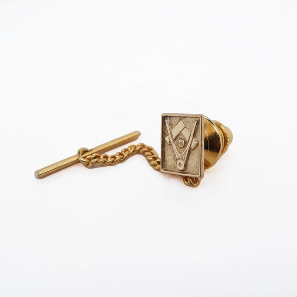 9 ct. gold oval retro Masonic cufflinks and matching tack - image 2