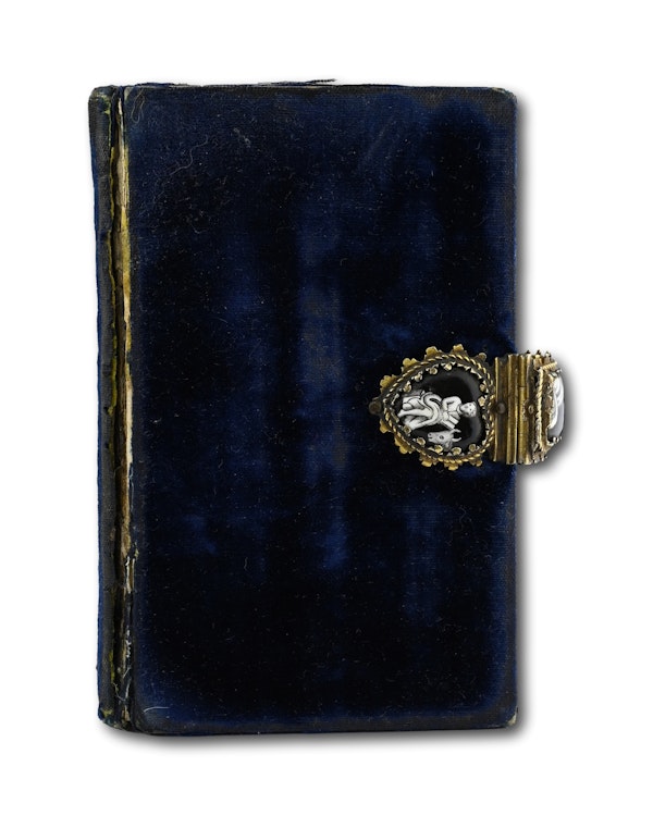 Blue velvet bible with an early enamel clasp. German, 17th century and later. - image 15
