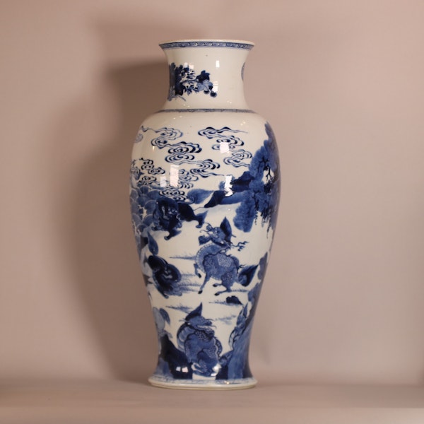 An extraordinary blue and white mythical creatures vase with six-character Xuande mark, Kangxi (1662-1722) - image 6