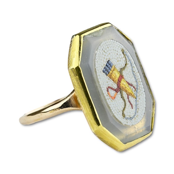 Gold ring set with a micromosaic of Cupids bow and a quiver of arrows. - image 2