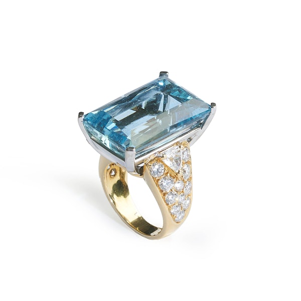 Vintage Italian Repossi Aquamarine, Diamond And Gold Dress Ring, 35.00 Carats, Circa 1990 - image 2
