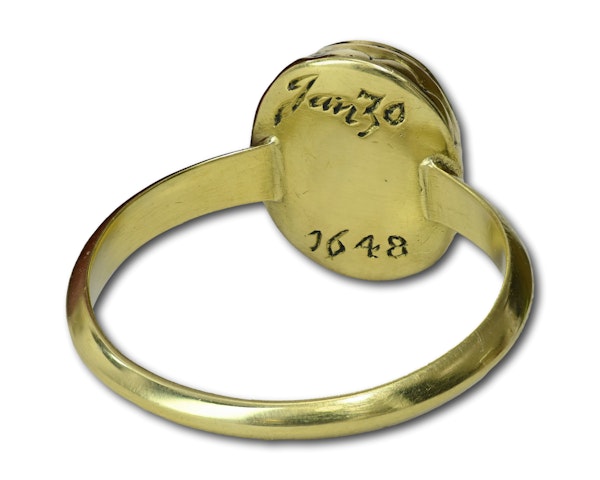 Important royalist gold ring with a portrait of King Charles I, c.1600-1648/9. - image 4