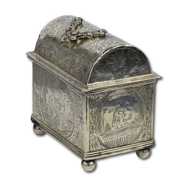 Silver Knottekistje or marriage casket. Dutch, 19th century or earlier. - image 3