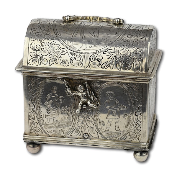 Silver Knottekistje or marriage casket. Dutch, 19th century or earlier. - image 7