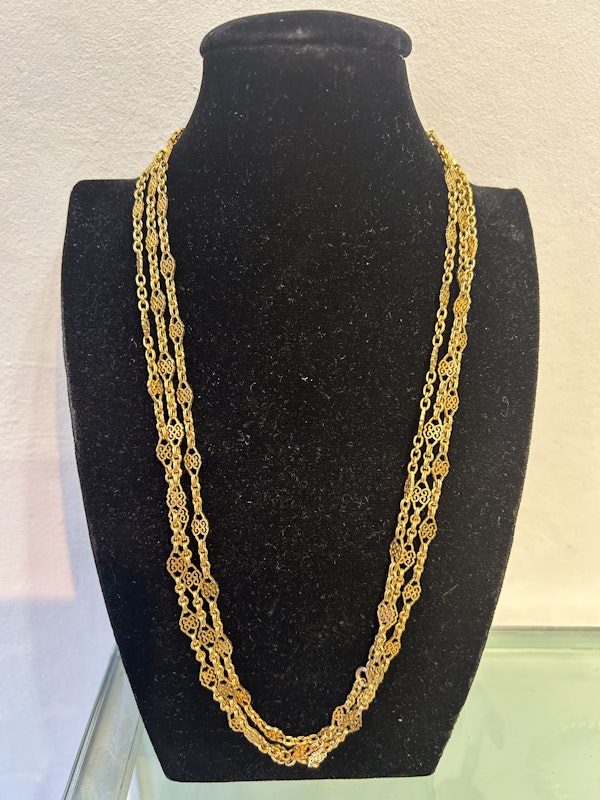 Lovely and wearable Art Nouveau French 18ct gold long chain at Deco&Vintage Ltd - image 2
