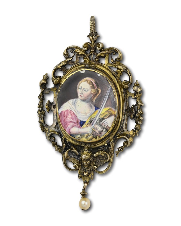 Silver gilt pendant with an enamel of Judith with the head of Holofernes. - image 3