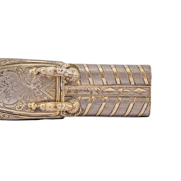 French parcel-gilt silver novelty box, circa 1850 - image 5