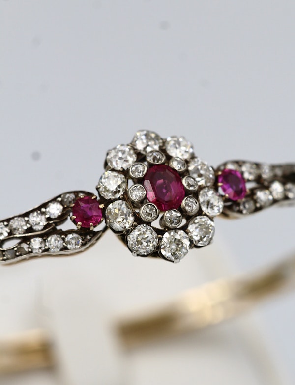 An extraordinary Burmese Ruby & Diamond Bangle in 18ct Gold and Silver Tipped, French, Circa 1880 - image 1