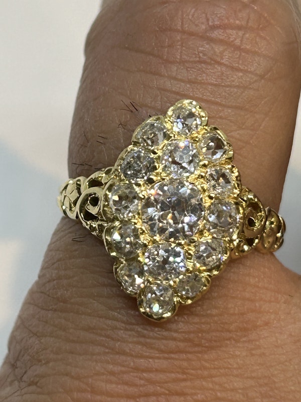 Sweet Victorian French 18ct gold diamond ring at Deco&Vintage Ltd - image 4