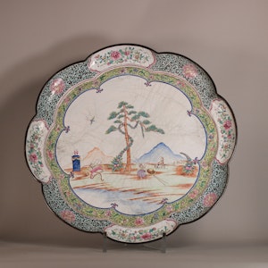 Large Canton enamel tray, Qianlong (1736-1796)