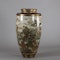 Extremely fine Japanese Satsuma earthenware vase by Okamoto Ryozan, Meiji (1868-1912) - image 2