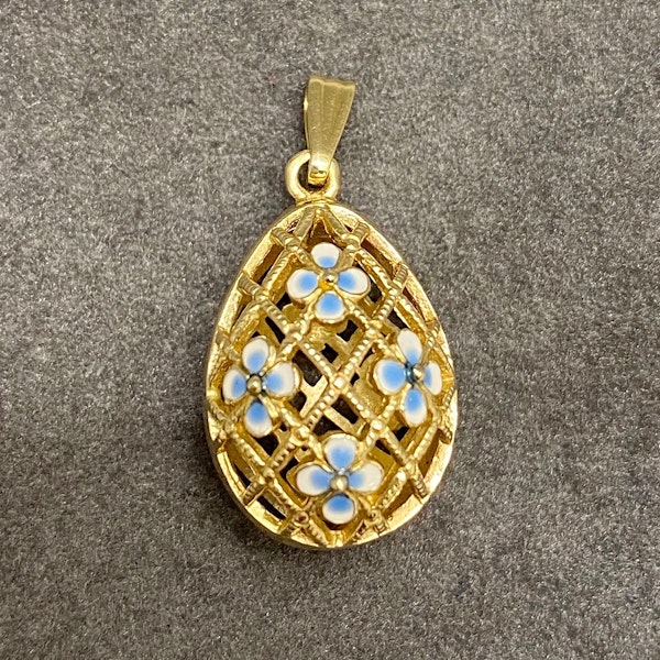 Miniature Egg Pendant in 14ct Gold Enamel date circa 1960, Lilly's Attic since 2001 - image 11