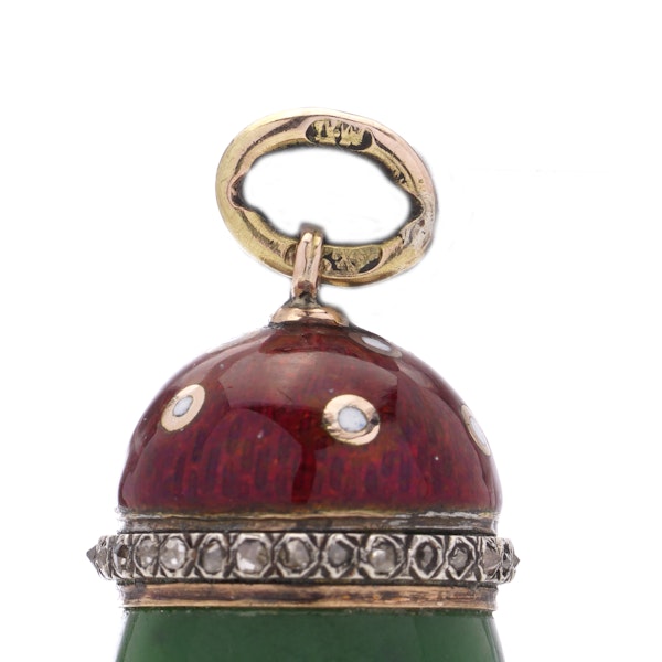 Faberge gold, diamond enamel, nephrite acorn pendant, workmaster Michael Perchin,circa 1900 - image 2